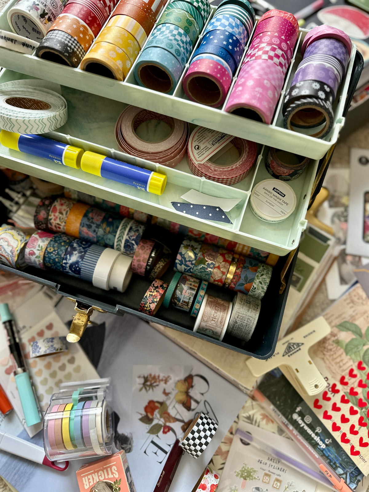 HuArt Creative Junk Journal Workshop